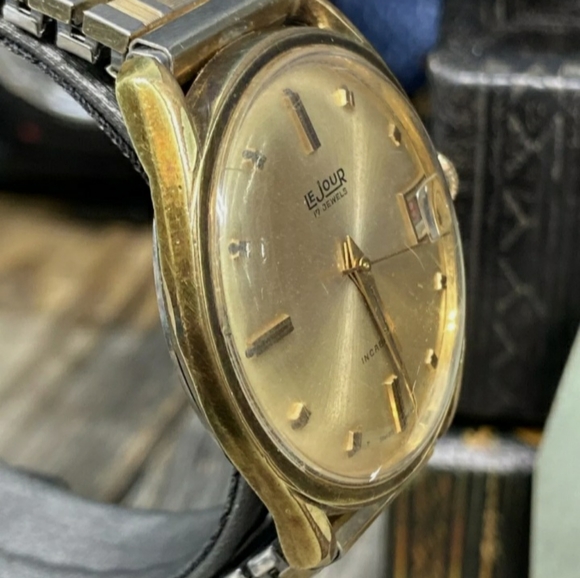 Le JOUR WATCH , 17 Jewels , IN CABLOC ,35mm RUNS - Picture 8 of 8